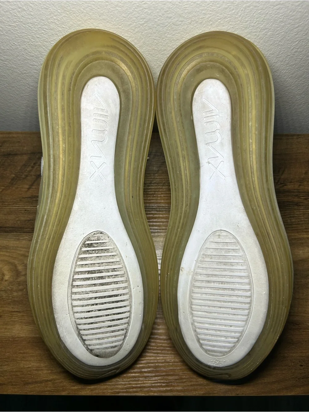 Nike Men’s Cream/White Breathable Knit Sneakers